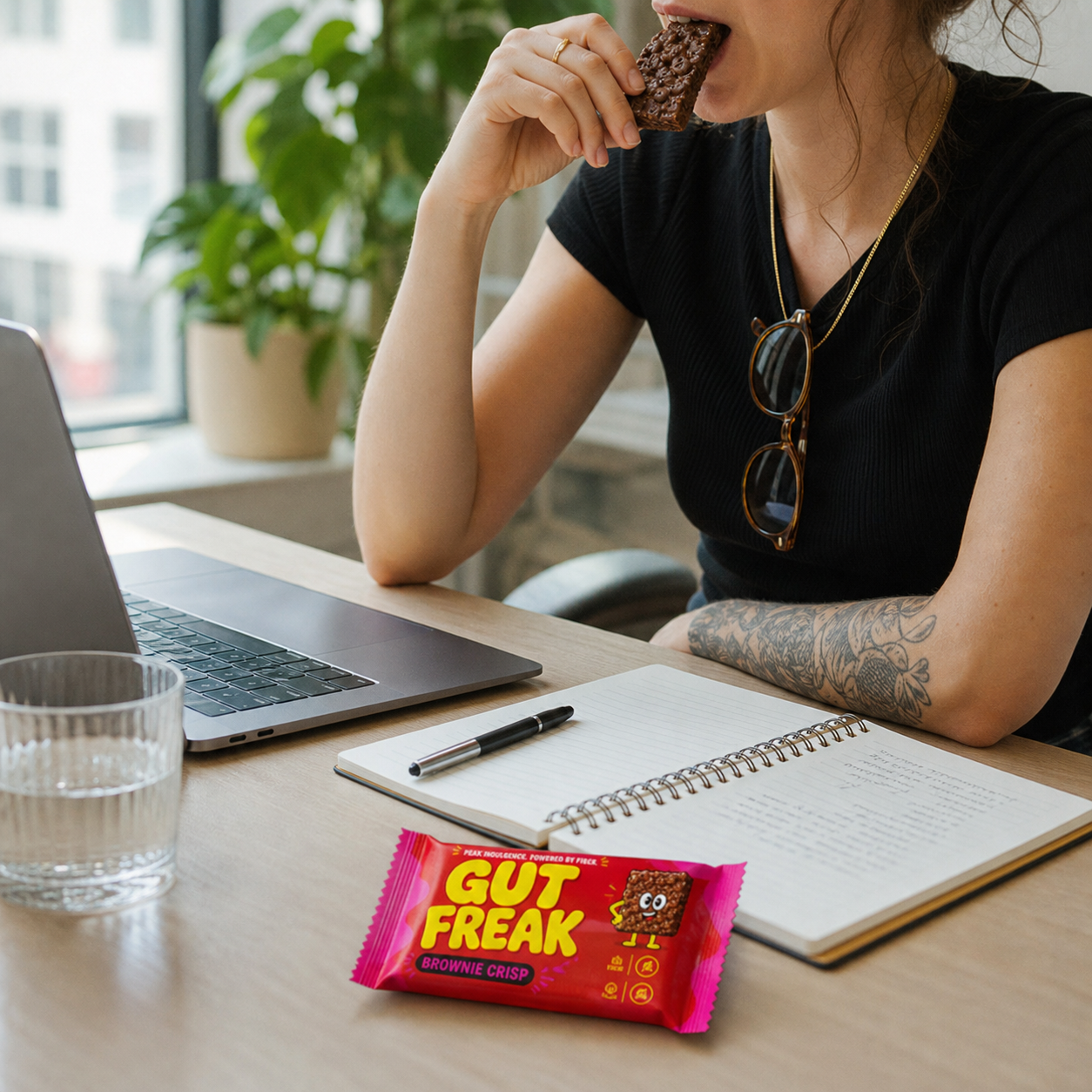 Gut Freak during a desk break